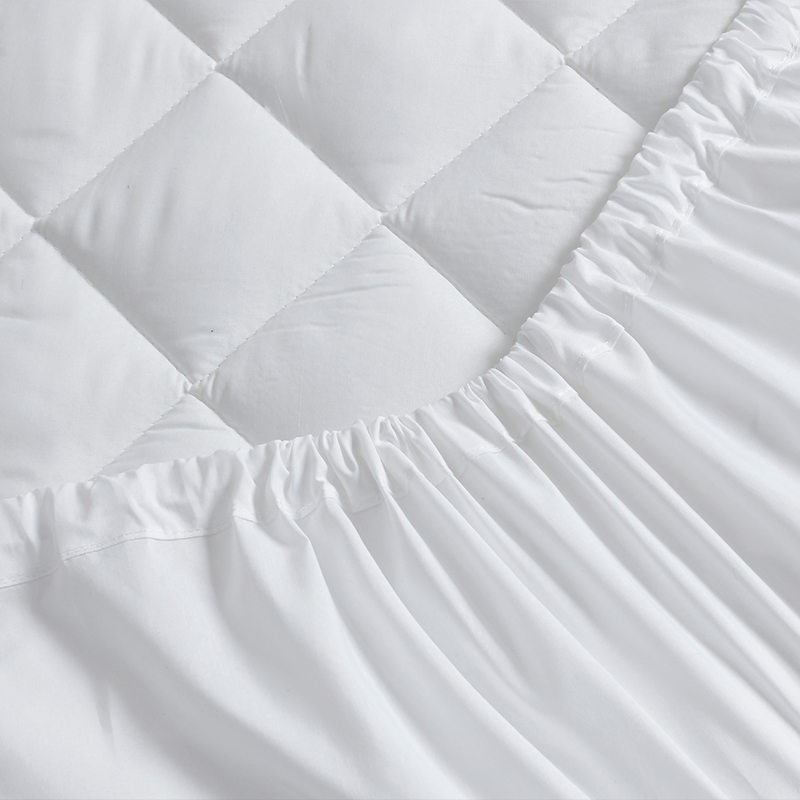 What is the effect of this Polyester quilted waterproof hotel mattress pad with TPU lamination on sleep comfort?