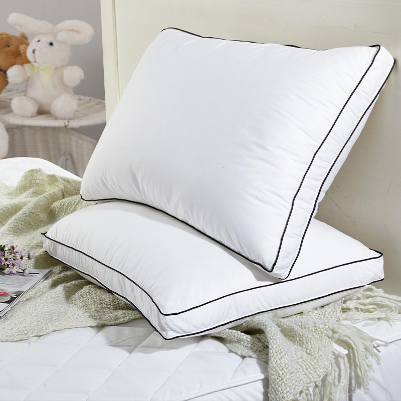 White cotton down-alternative microfiber 5cm gusset hotel pillows