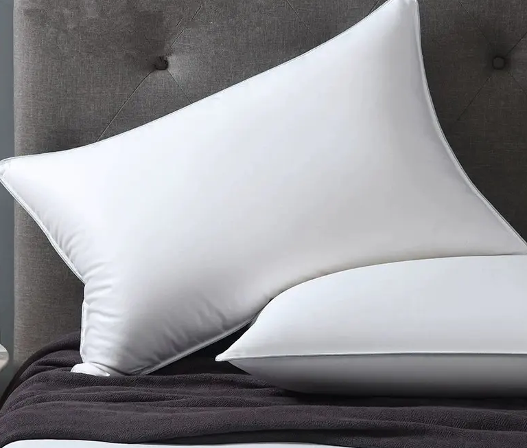 How to Keep Hotel Pillows Fluffy?